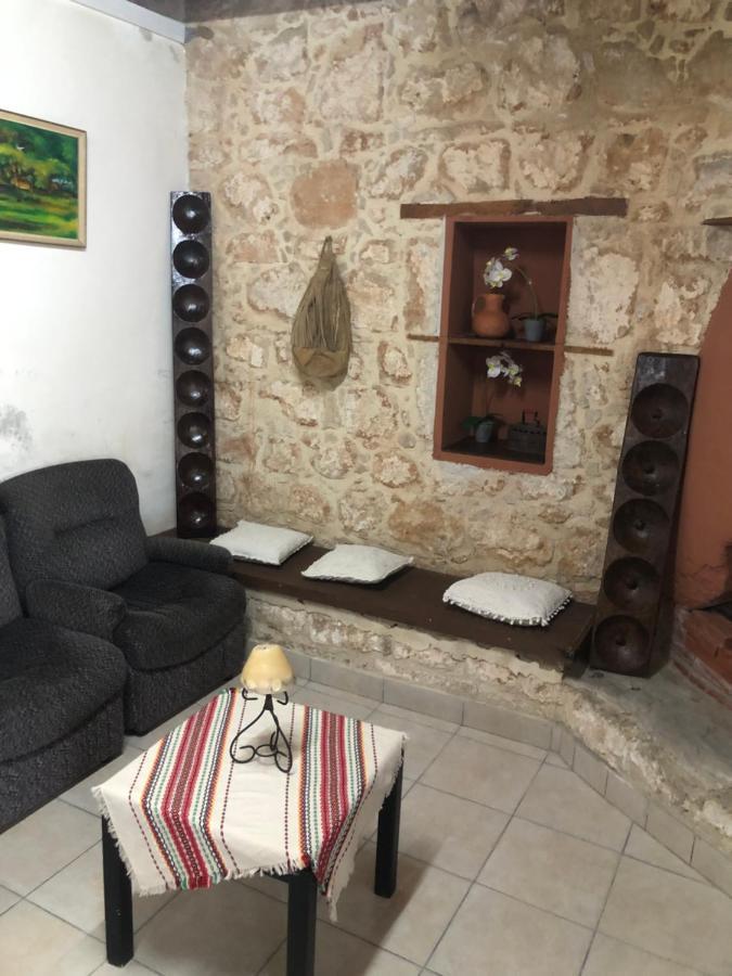 Friendly Villagehouse Paphos Esterno foto